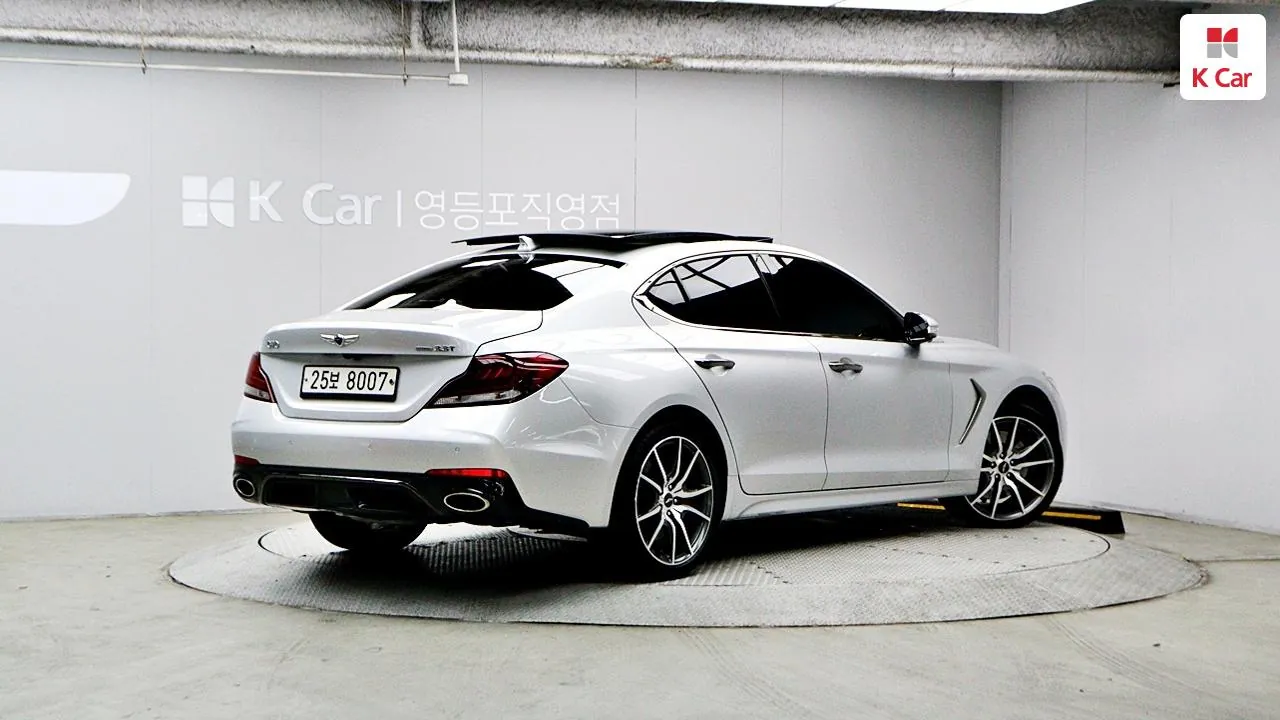 Genesis G70 2018 photo 4