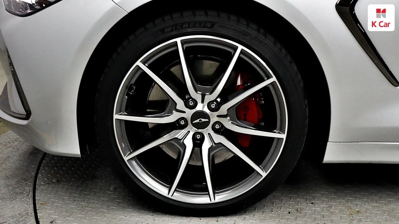 Genesis G70 2018 photo 5