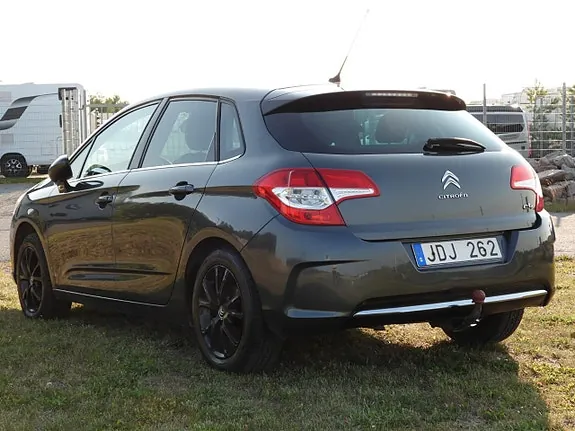 Citroen C4 2010 photo 2