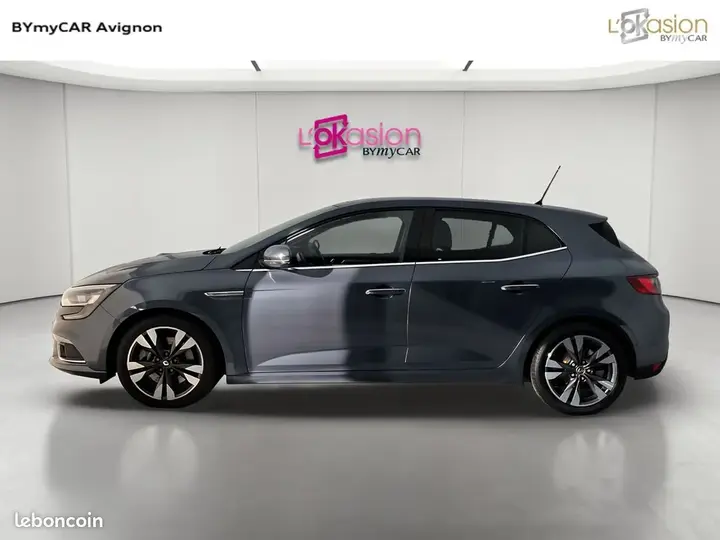 Renault Megane 2018 photo 2
