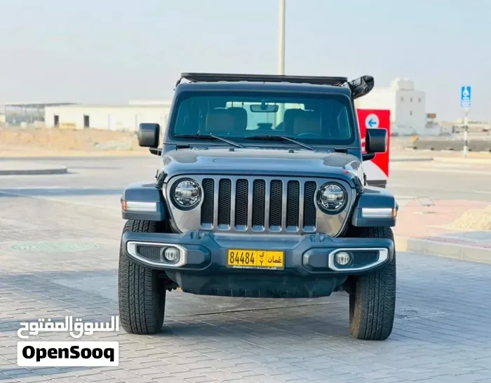 Jeep Wrangler Sahara 2020 photo 2