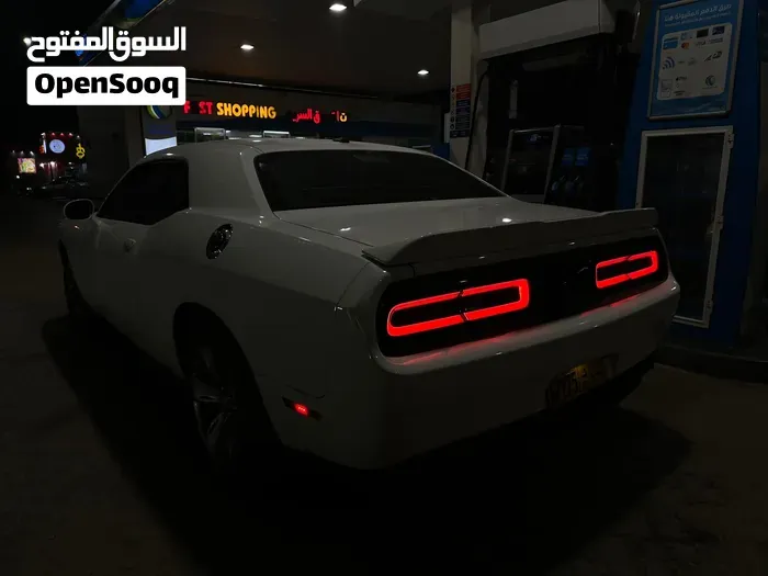 Dodge Challenger 2016 photo 2