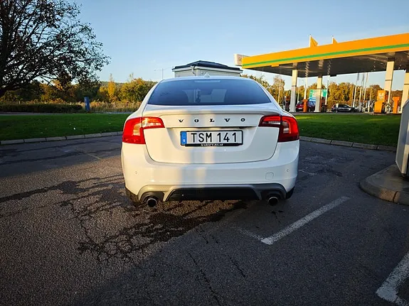 Volvo S60 2016 photo 4
