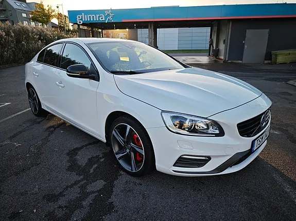 Volvo S60 2016 photo 2
