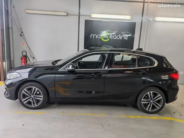 BMW 1 Series 2023 photo 3