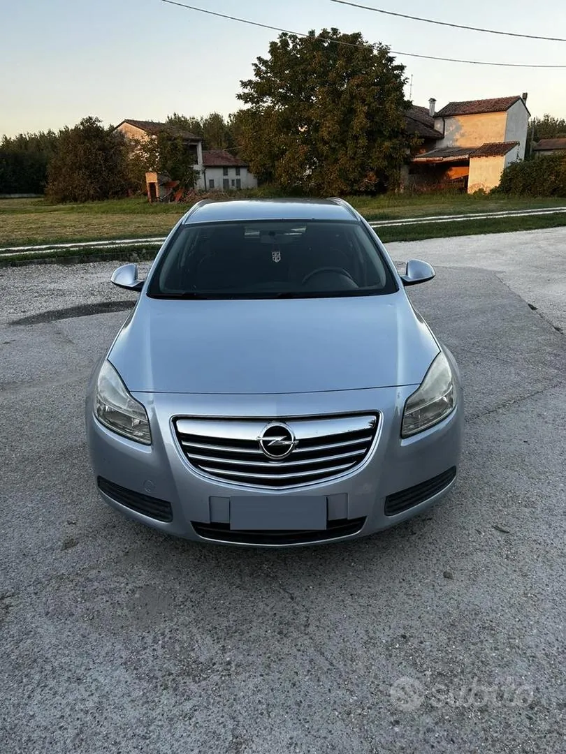 Opel Insignia 2012 photo 2