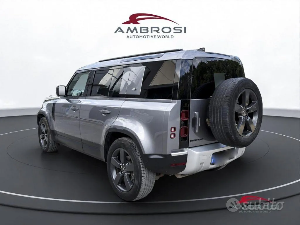 Land Rover Defender 2022 photo 4