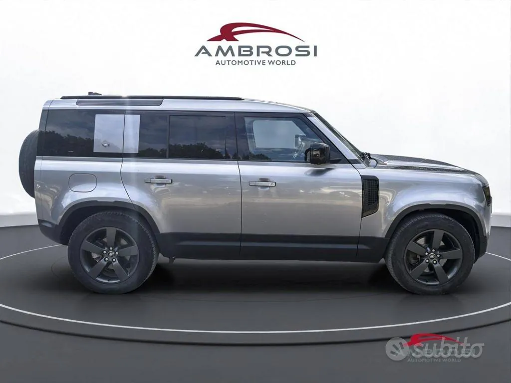 Land Rover Defender 2022 photo 5