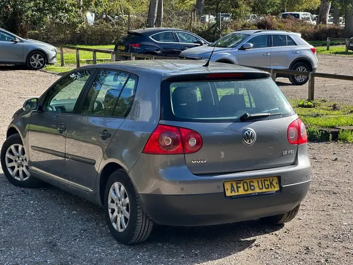 Volkswagen Golf 2006 photo 4