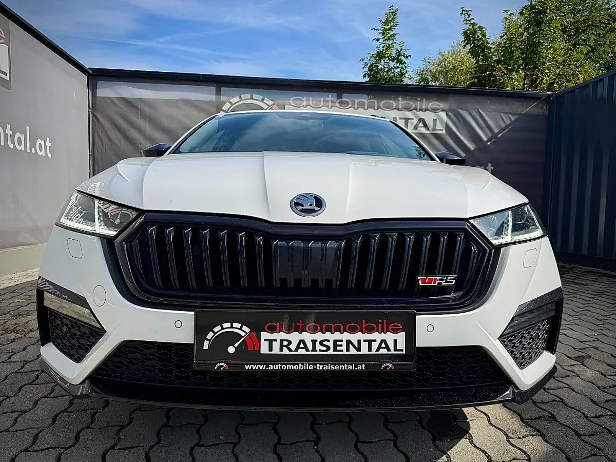 Skoda Octavia 2022 photo 2