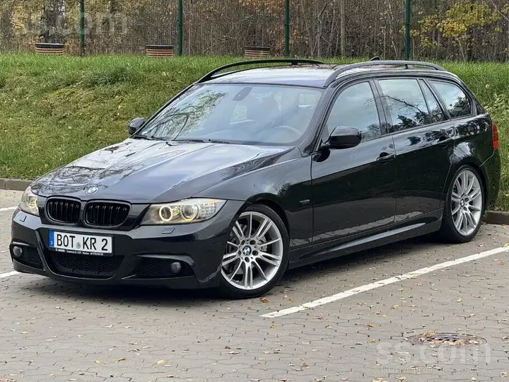 BMW 320D 2009 photo 3