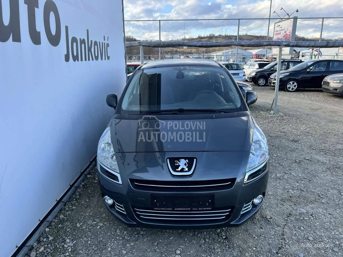 Peugeot 5008 2012 photo 4