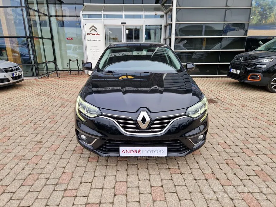 Renault Megane 2019 photo 2