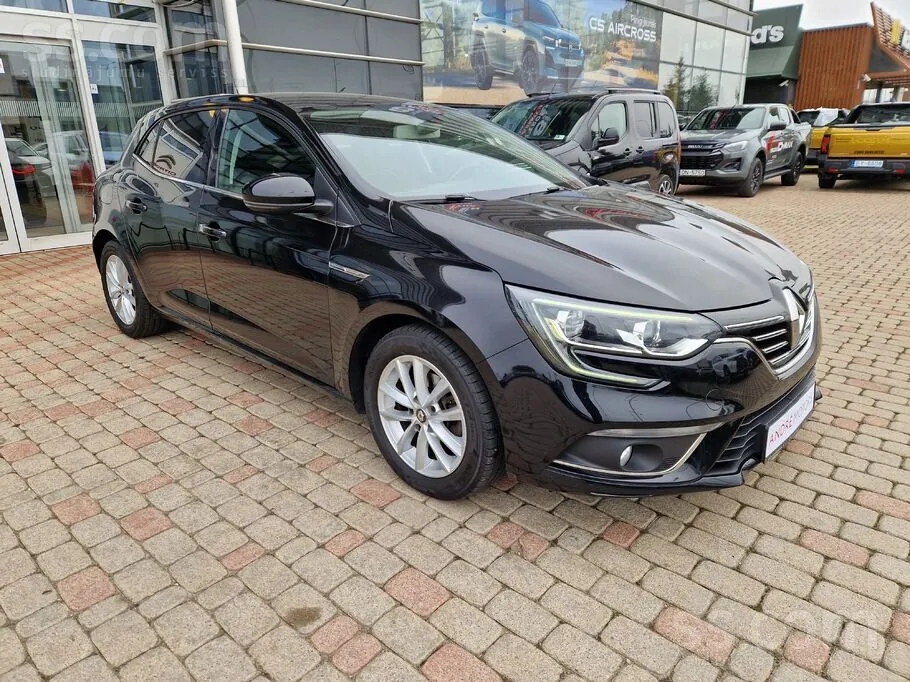 Renault Megane 2019 photo 3