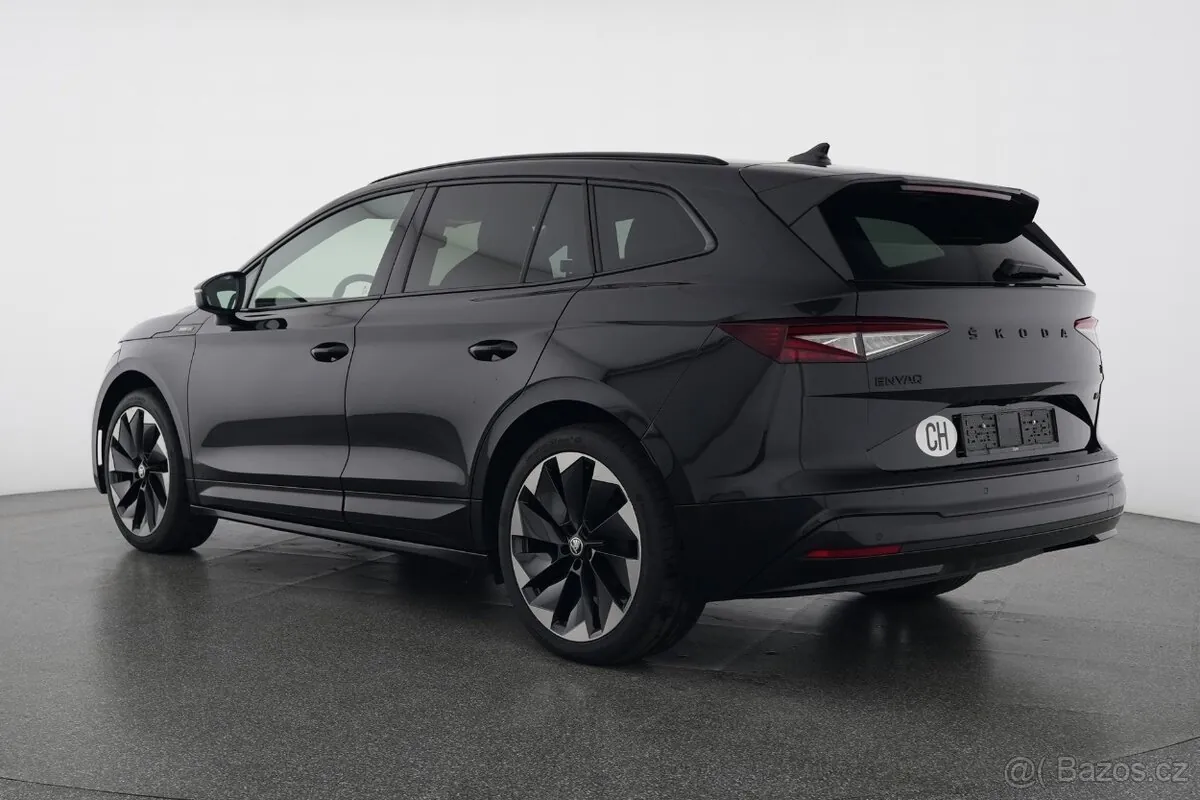 Skoda Enyaq 2023 photo 4