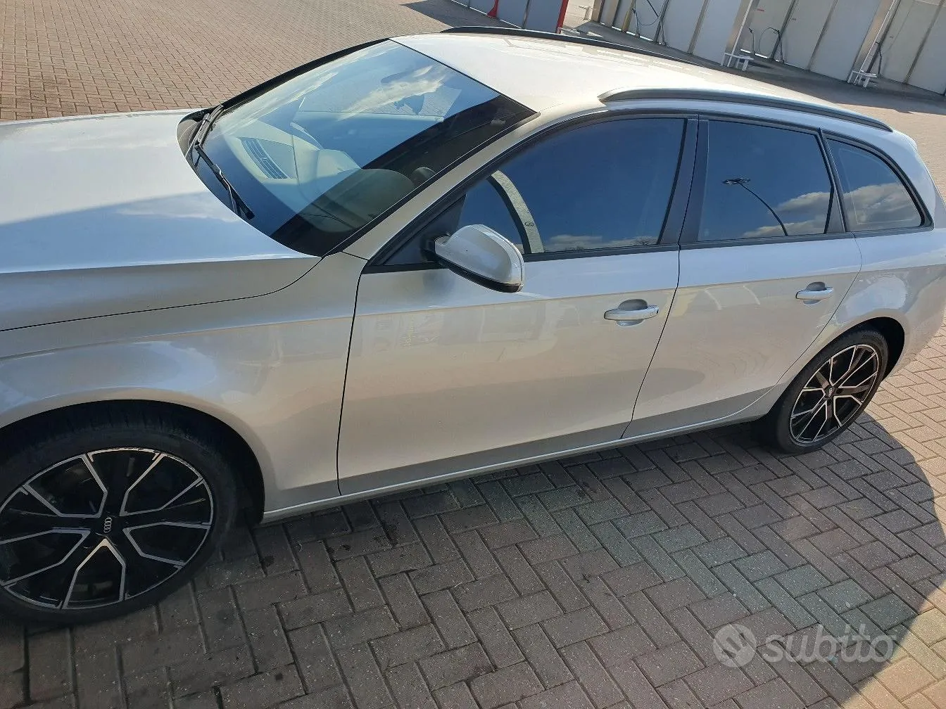 Audi A4 2013 photo 3
