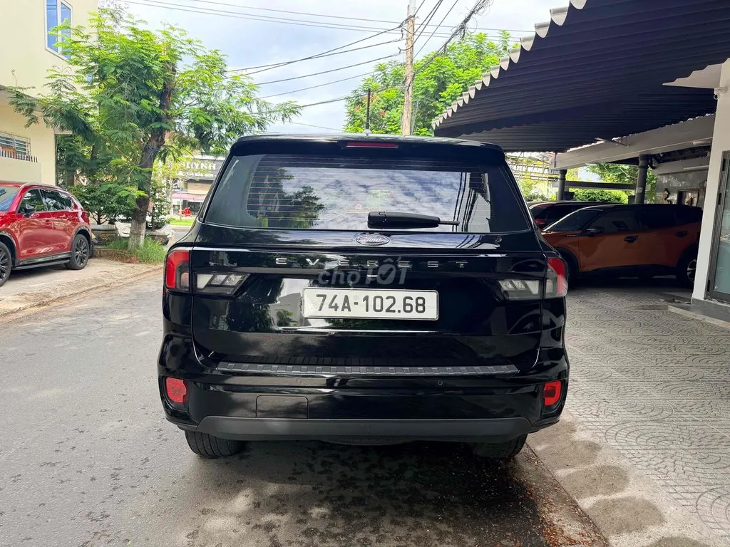 Ford Everest 2024 photo 3
