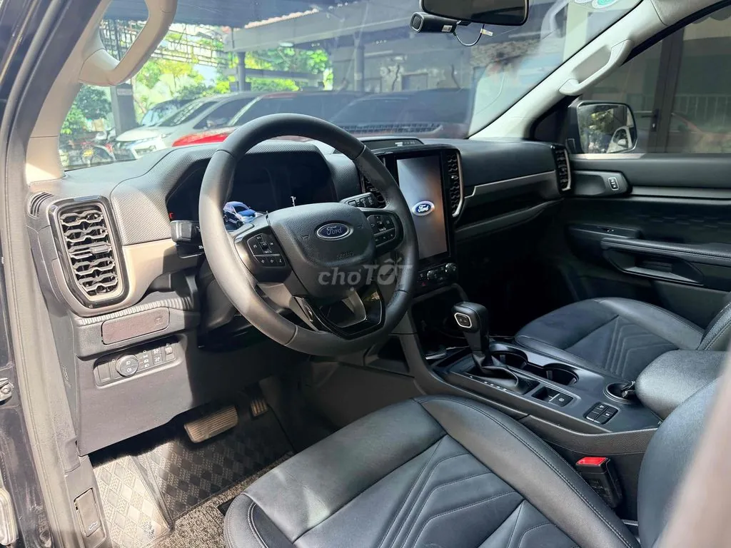 Ford Everest 2024 photo 4