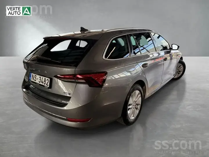 Skoda Octavia 2023 photo 4
