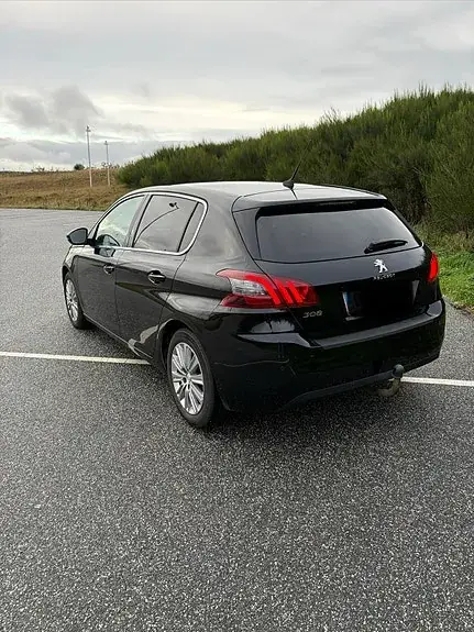 Peugeot 308 2017 photo 3