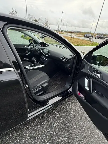 Peugeot 308 2017 photo 5