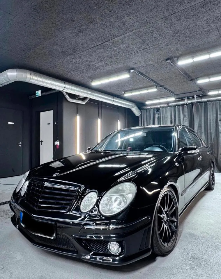 Mercedes-Benz E500