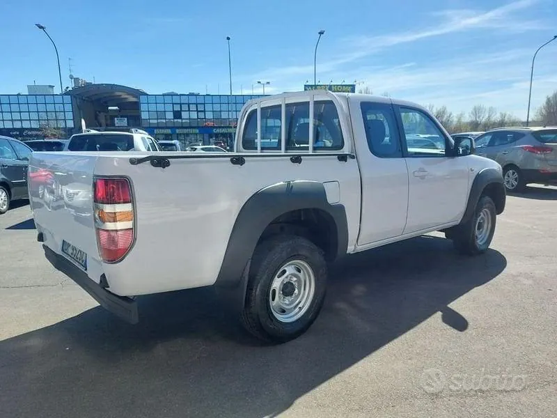 Mazda Bt-50 2008 photo 4
