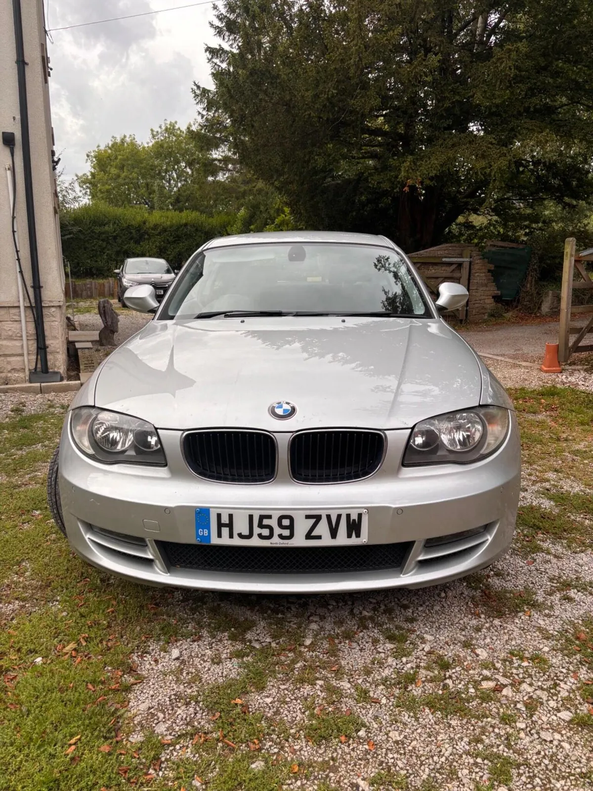 BMW 1 Series 2009 photo 2