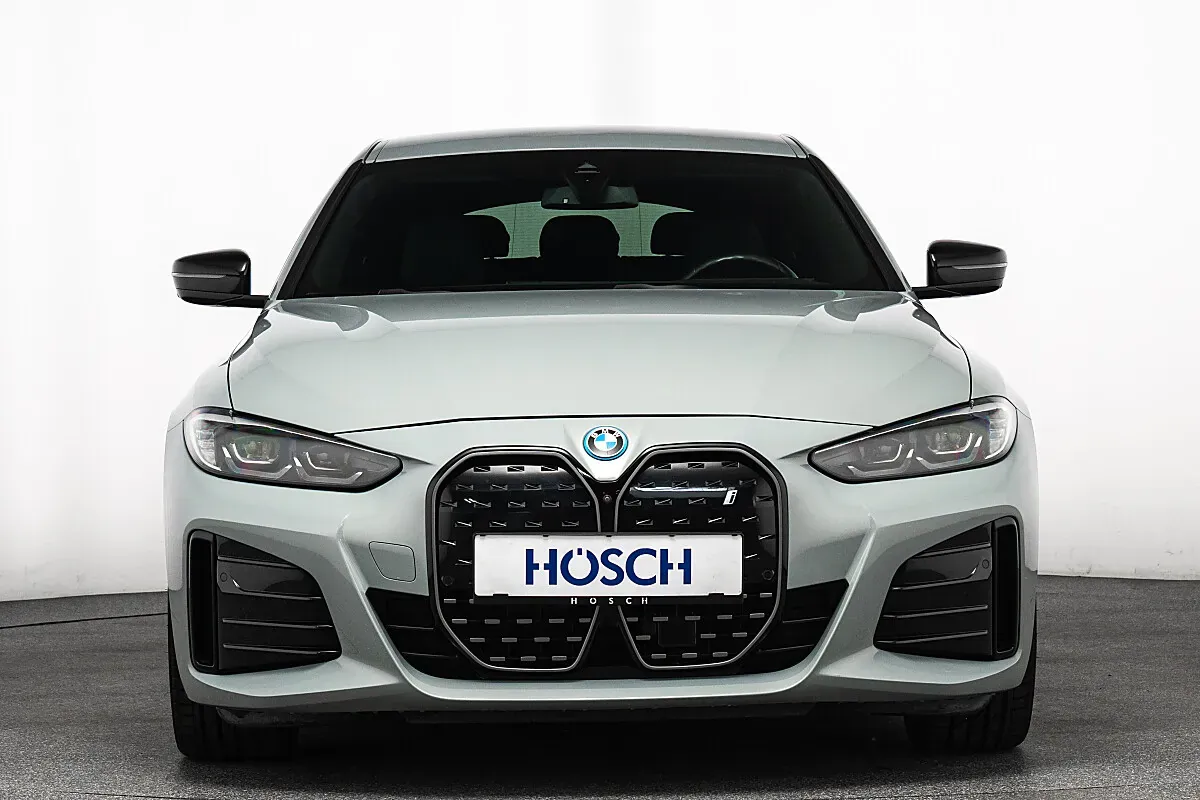 BMW I4 2023 photo 2