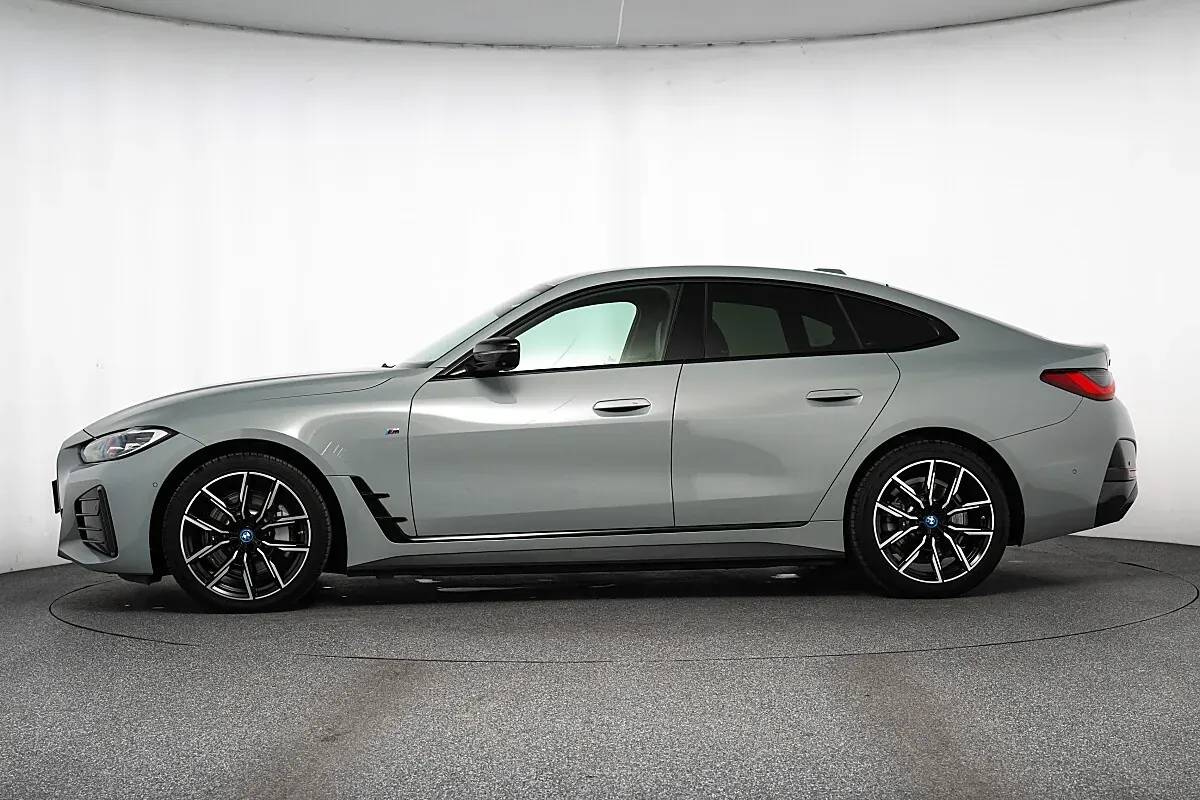 BMW I4 2023 photo 3