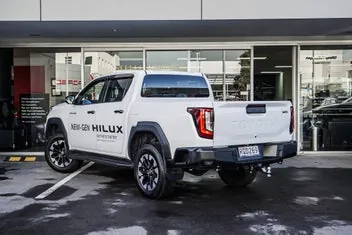 Toyota Hilux 2026 photo 4