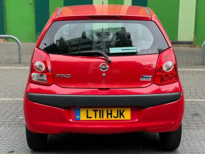 Nissan Pixo 2011 photo 5