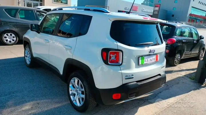 Jeep Renegade 2015 photo 4