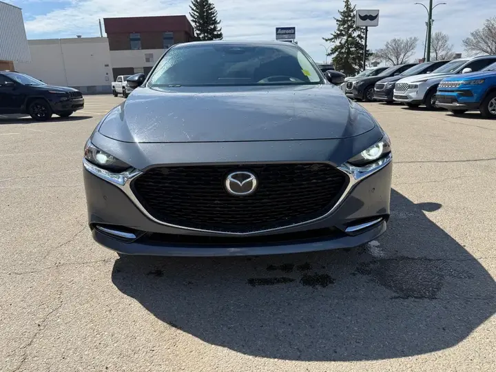 Mazda 3 2024 photo 4