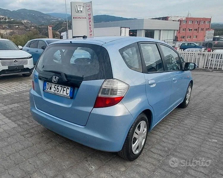 Honda Jazz 2010 photo 5