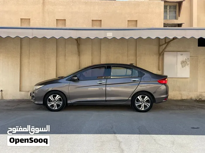 Honda City 2014 photo 3