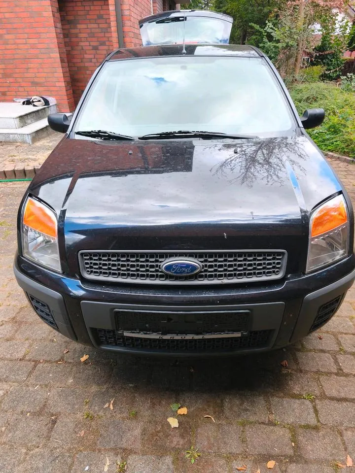Ford Tucson