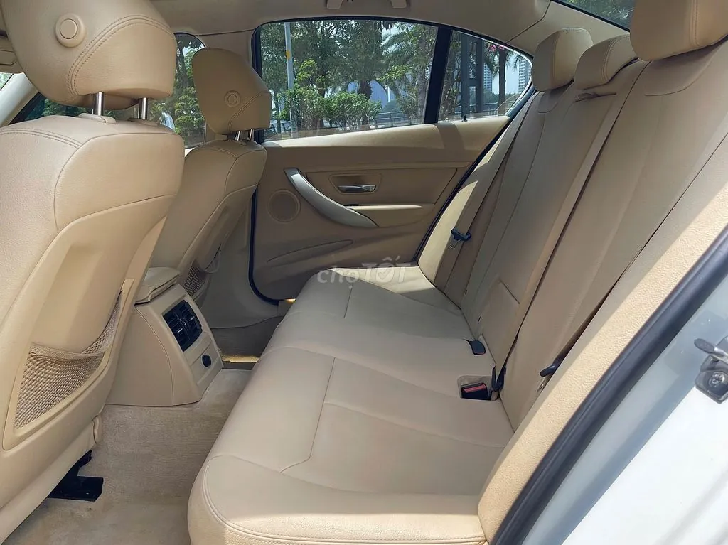 BMW 3 Series 2013 photo 5