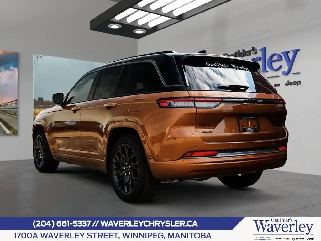 Jeep Grand Cherokee 2026 photo 4
