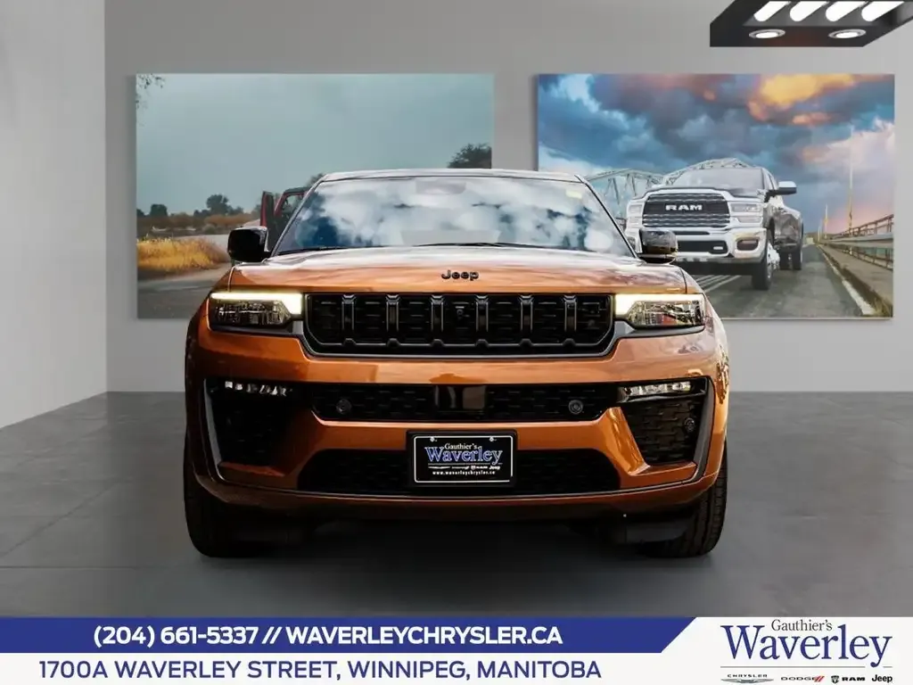 Jeep Grand Cherokee 2026 photo 2