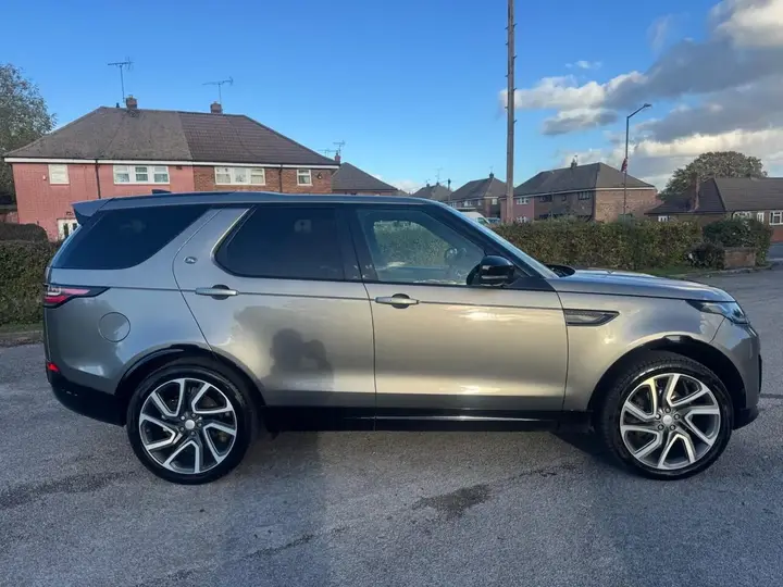 Land Rover Discovery 2019 photo 5