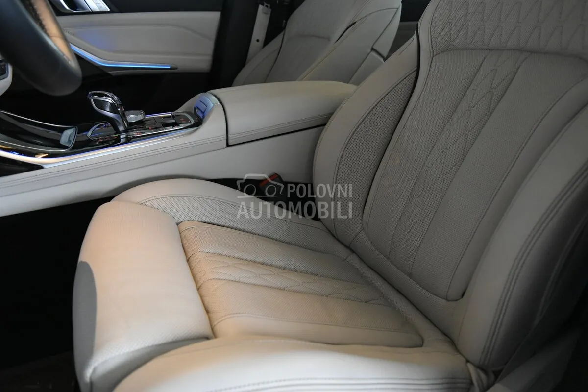 BMW X7 2021 photo 5