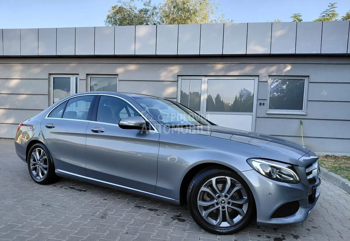 Mercedes-Benz C200