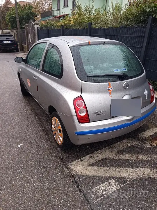 Nissan Micra 2004 photo 2