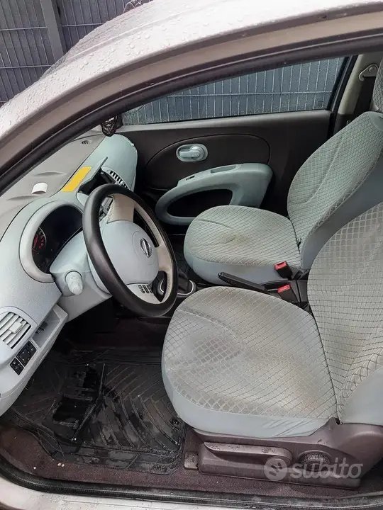 Nissan Micra 2004 photo 4
