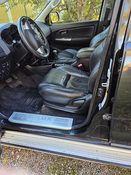 Toyota Hilux 2014 photo 3