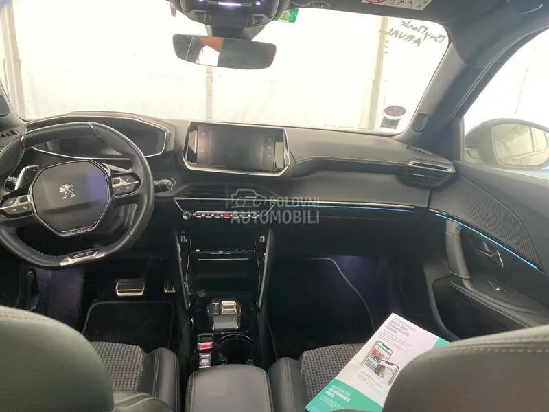 Peugeot 2008 2023 photo 5