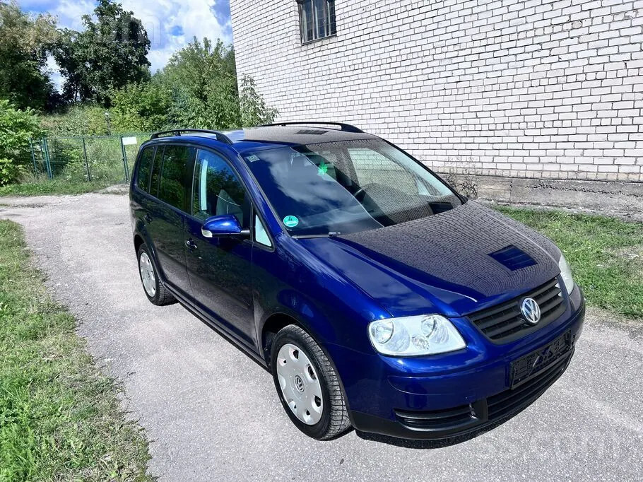 Volkswagen Touran 2005 photo 4