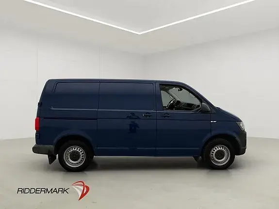 Volkswagen Transporter 2019 photo 2