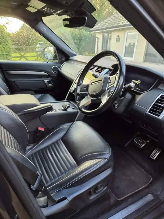 Land Rover Discovery 2021 photo 5